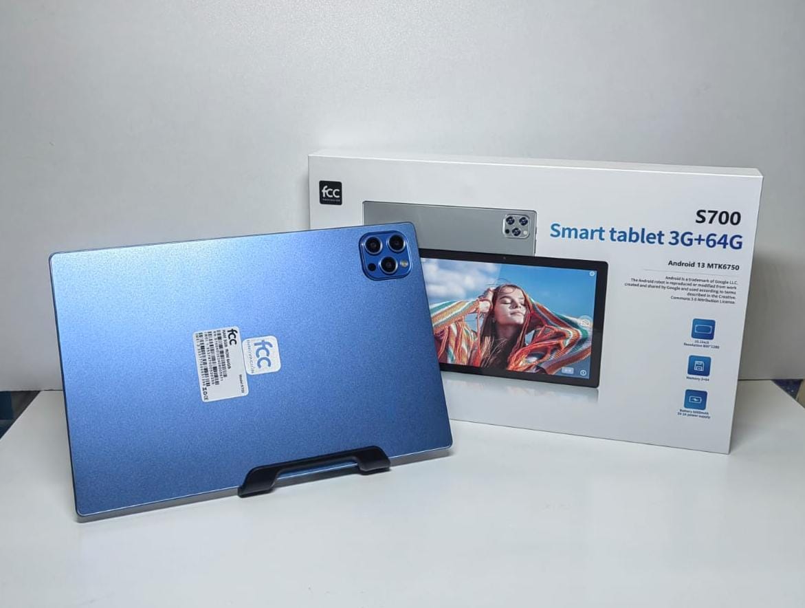 Smart tablet Fcc S700